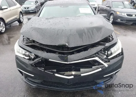 2018 Acura Rlx z USA, uszkodzony, nr VIN JH4KC1F52JC000587